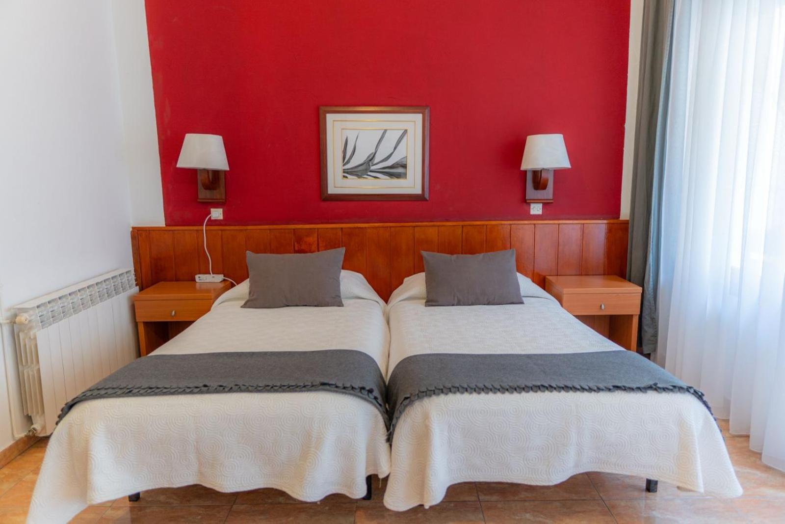 Hostal Regina Blanes Extérieur photo