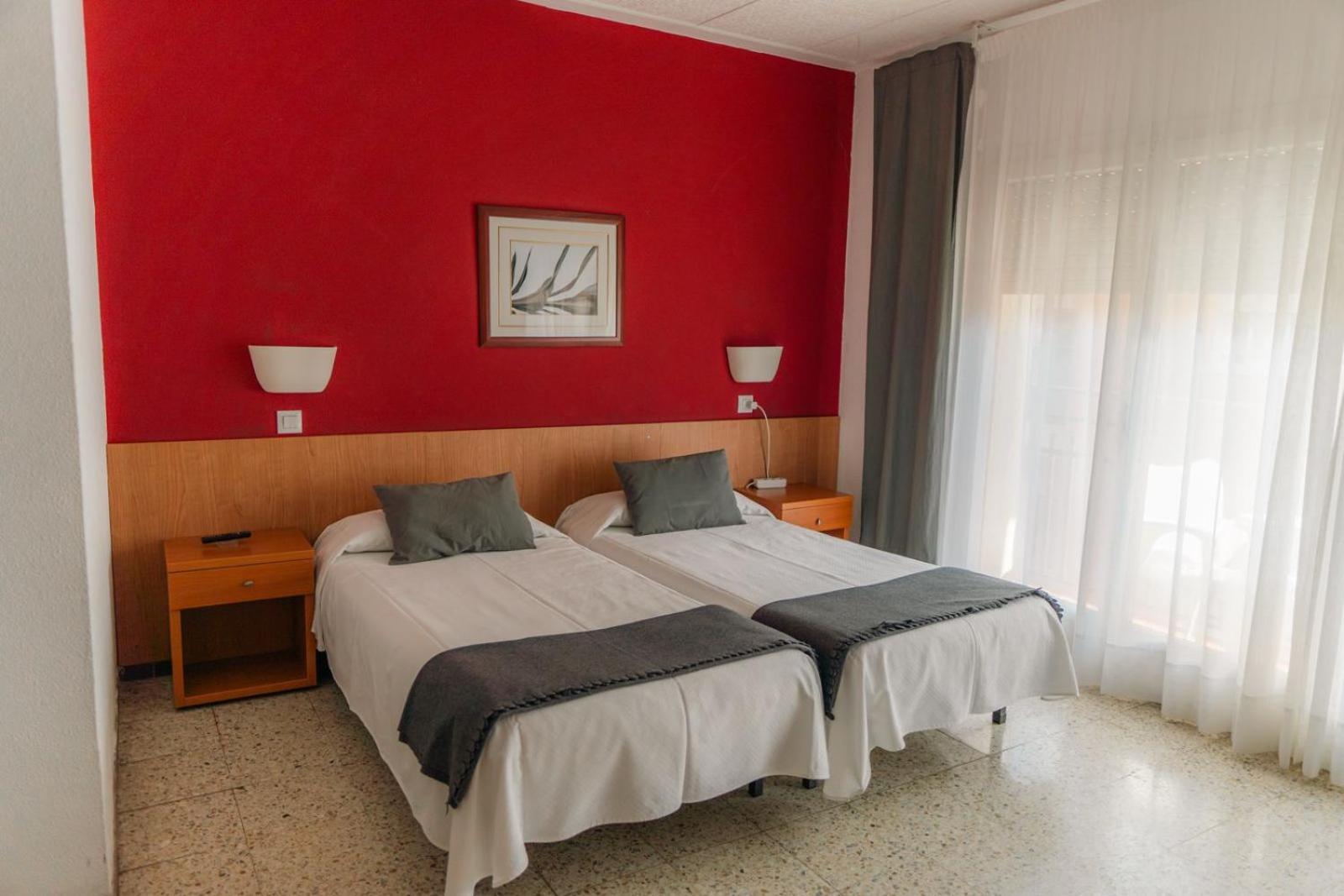 Hostal Regina Blanes Extérieur photo